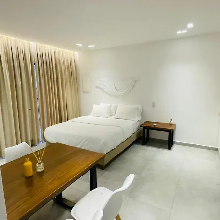 Elysium Luxury Living 1 *