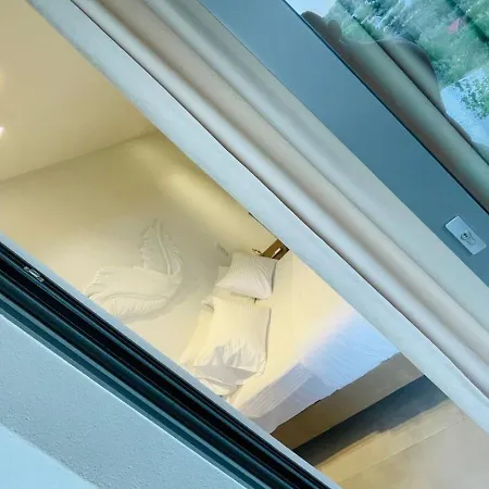 Elysium Luxury Living 1 * 스키아토스 타운