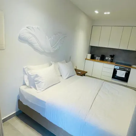 Elysium Luxury Living 1 *